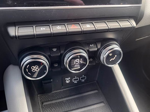 RENAULT Captur 1.6 E-Tech hybride rechargeable 160ch Intens -21 - Miniature 25