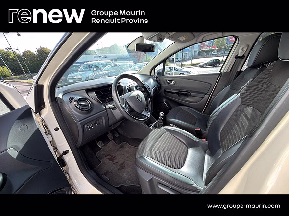 RENAULT Captur 1.5 dCi 110ch Stop&Start energy Intens - Miniature 13