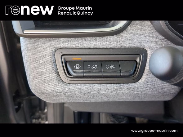 RENAULT Clio 1.5 dCi 100ch Evolution - 25 - Miniature 9