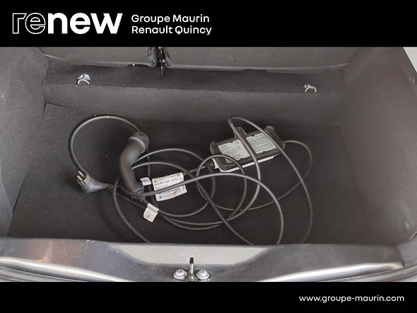 RENAULT Zoe E-Tech Iconic charge normale R135 Achat Integral - MY22 - Miniature 10