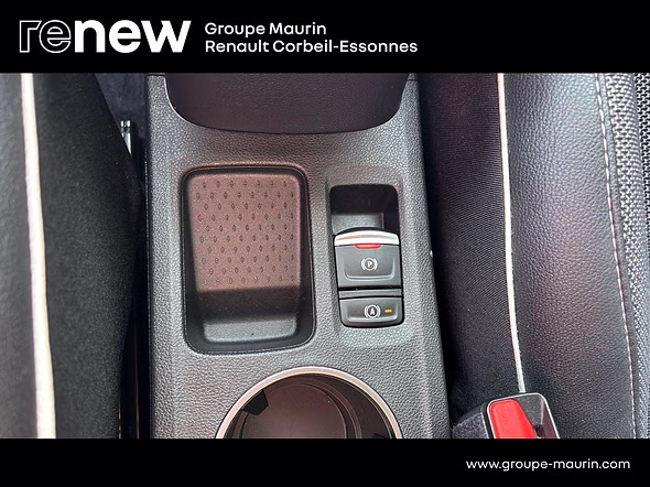 RENAULT Captur 1.6 E-Tech hybride 145ch Techno - Miniature 28