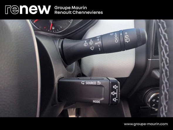 RENAULT Clio 1.0 TCe 90ch Evolution - Miniature 29