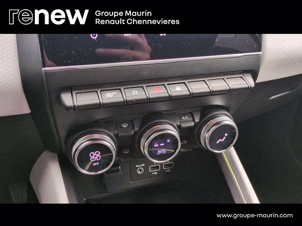 RENAULT Clio 1.0 TCe 90ch Techno - Miniature 17