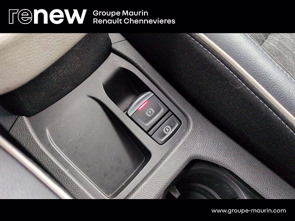 RENAULT Clio 1.0 TCe 90ch Techno - Miniature 20
