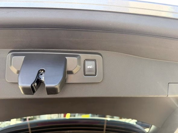 RENAULT Austral 1.2 E-Tech full hybrid 200ch Techno - Miniature 8