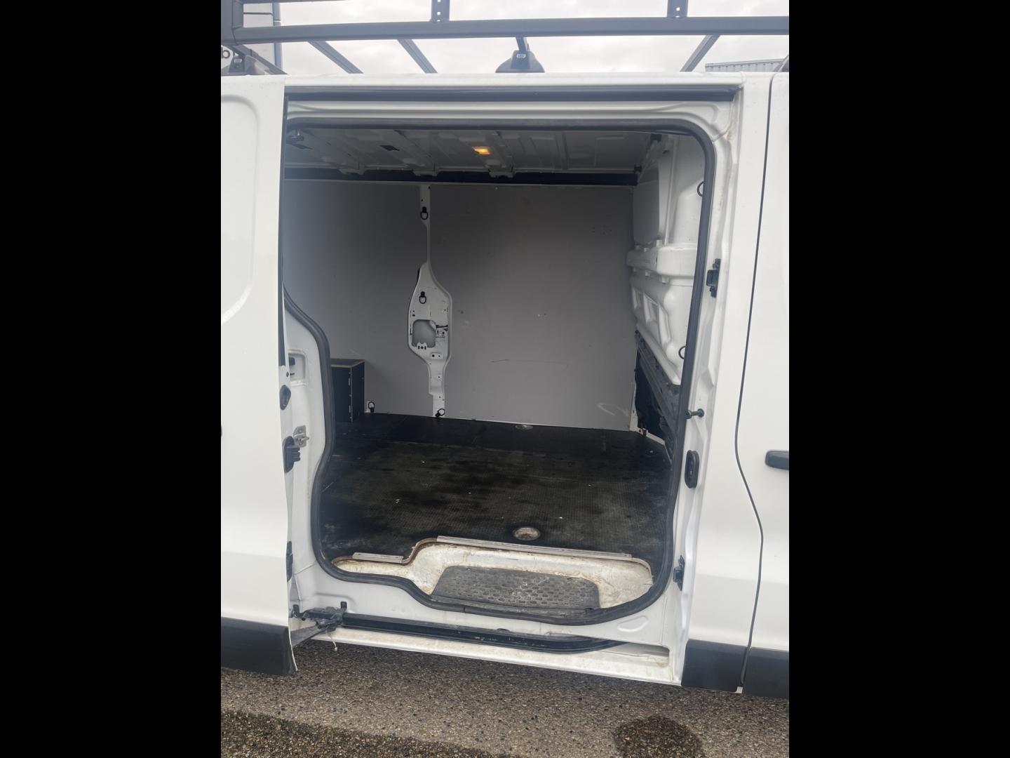 RENAULT Trafic Fg L2H1 1200 2.0 dCi 145ch Energy Grand Confort EDC E6 - Photo 10