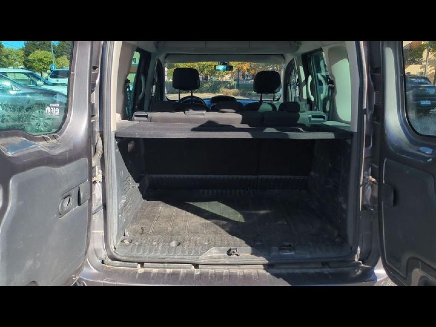 RENAULT Kangoo 1.5 dCi 90ch energy Intens FT Euro6 - Photo 22