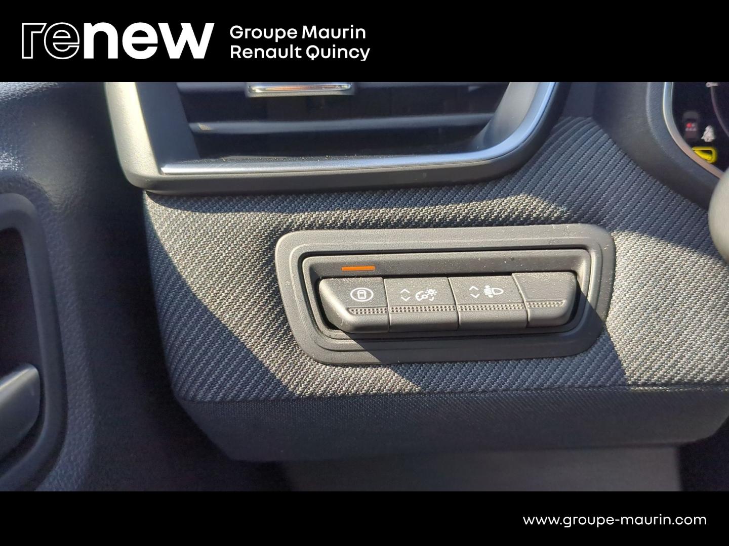 RENAULT Clio 1.0 TCe 90ch esprit Alpine - 24 - Photo 14