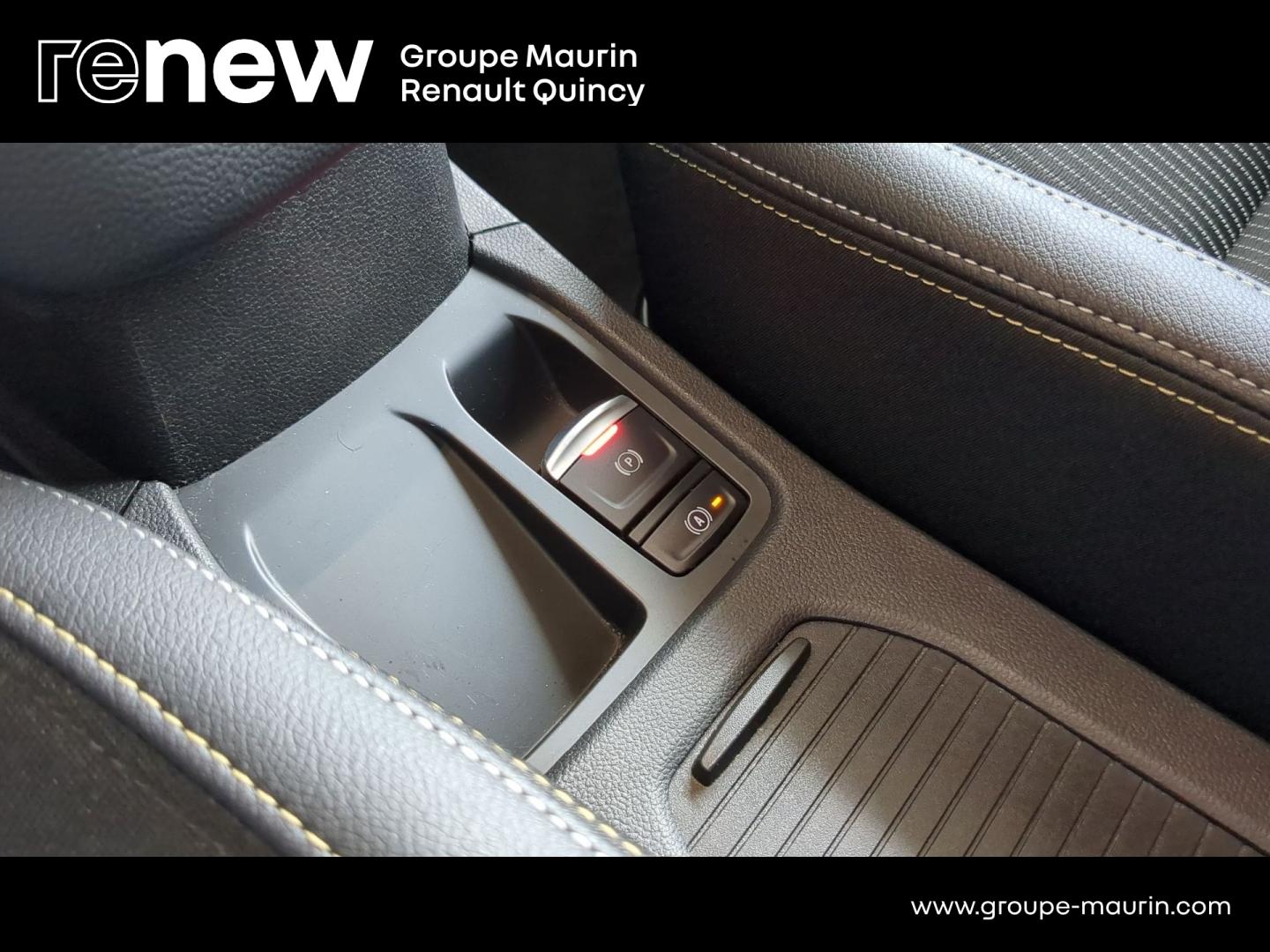 RENAULT Clio 1.6 E-Tech hybride 145ch Engineered - Photo 19