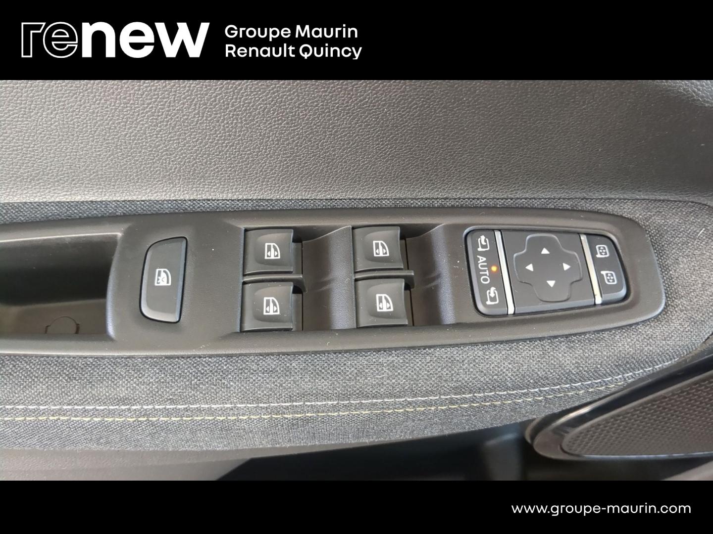 RENAULT Zoe E-Tech Iconic charge normale R135 Achat Integral - MY22 - Photo 16