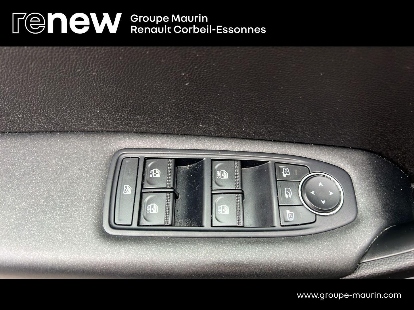 RENAULT Captur 1.6 E-Tech hybride 145ch Business -21 - Photo 15