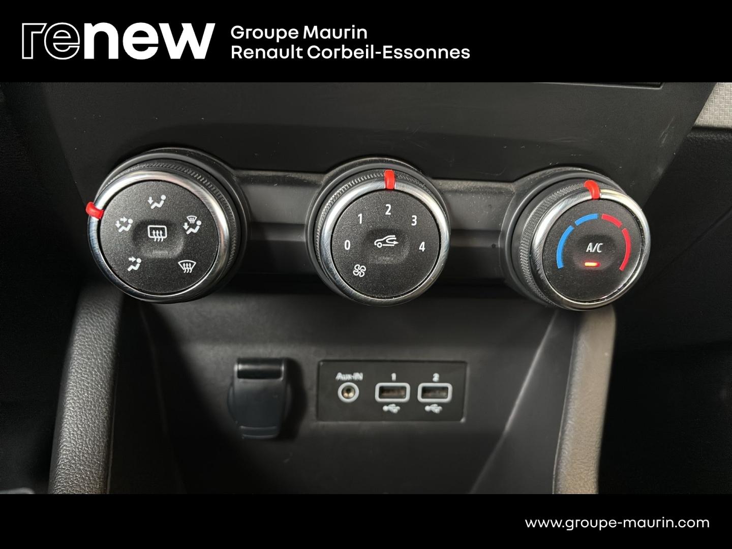RENAULT Clio 1.0 TCe 100ch Evolution GPL - Photo 26