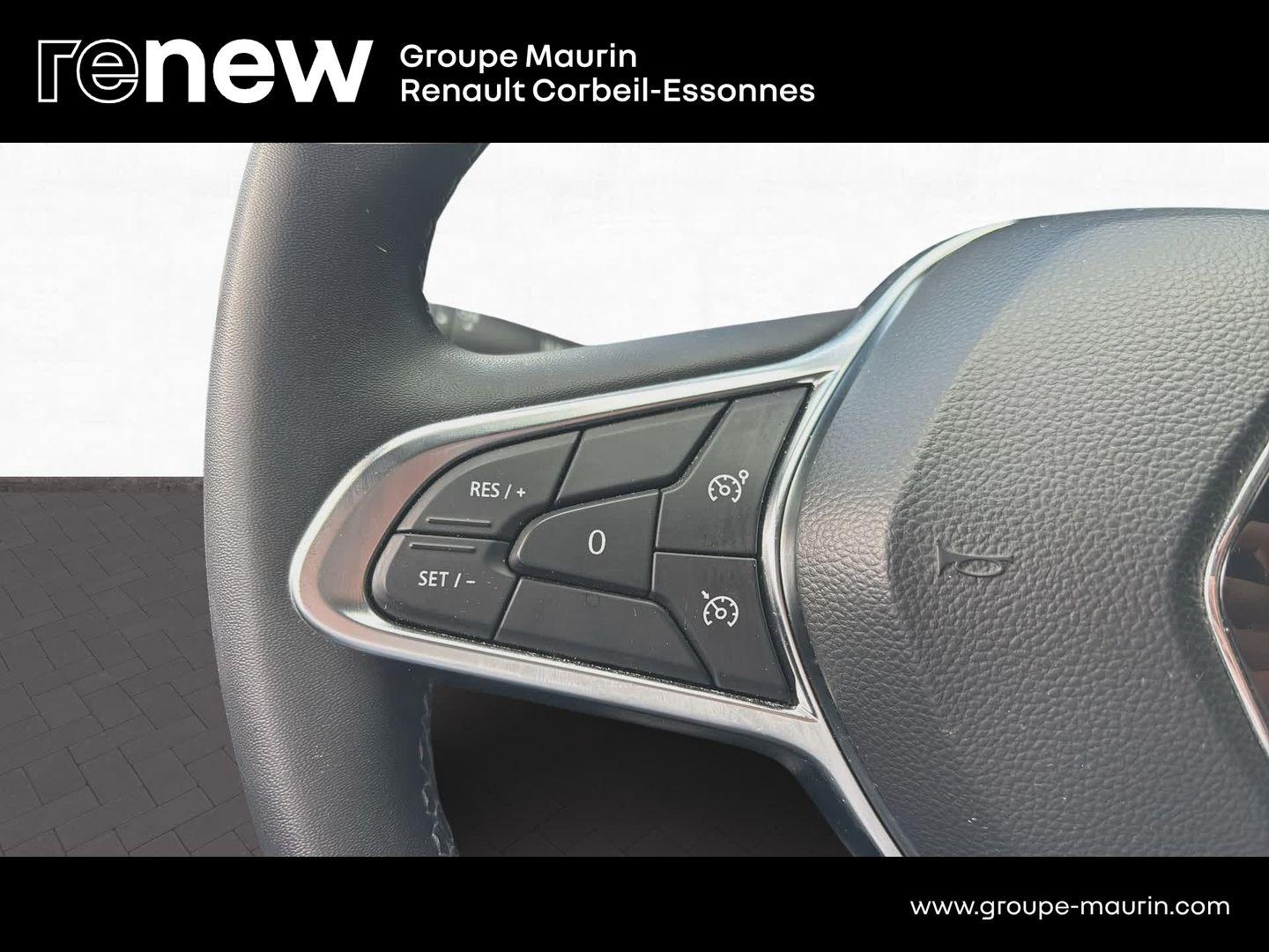 RENAULT Captur 1.6 E-Tech hybride 145ch Intens -21 - Photo 22