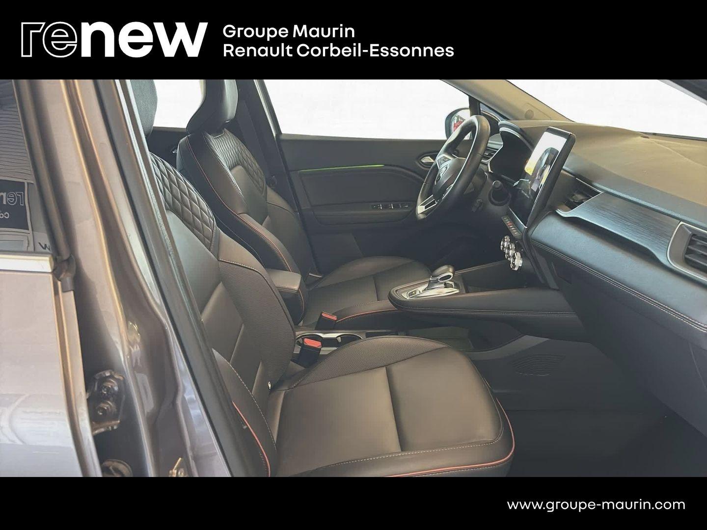 RENAULT Captur 1.6 E-Tech hybride 145ch Iconic - Photo 18