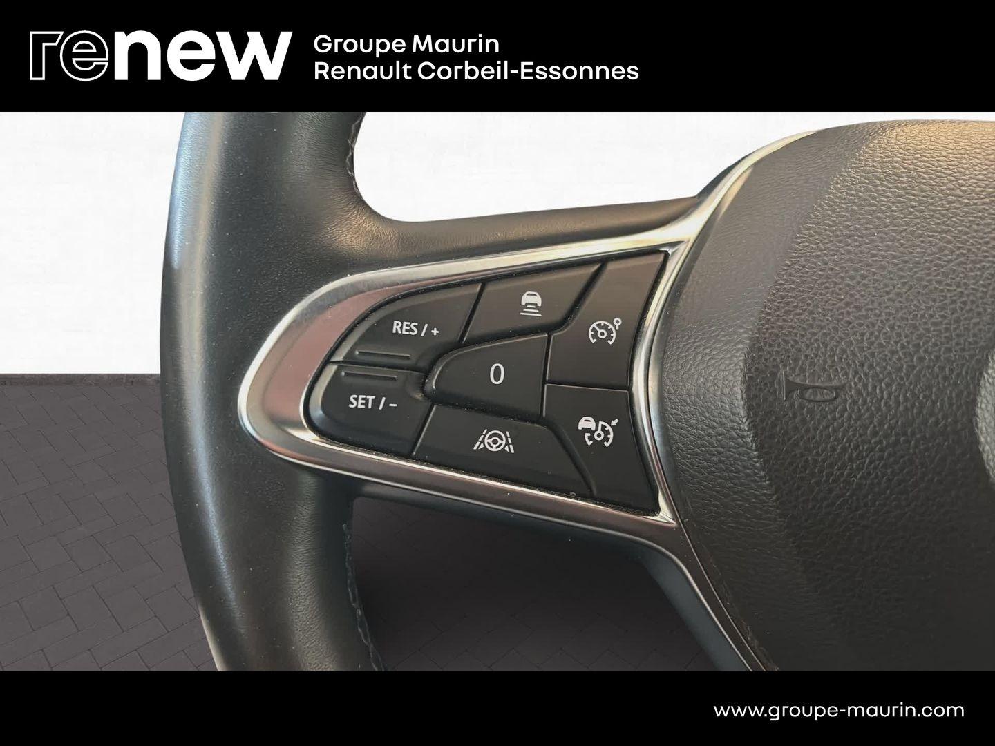RENAULT Captur 1.6 E-Tech hybride 145ch Iconic - Photo 22