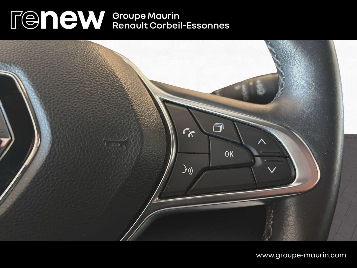 RENAULT Captur 1.6 E-Tech hybride 145ch Iconic - Photo 23