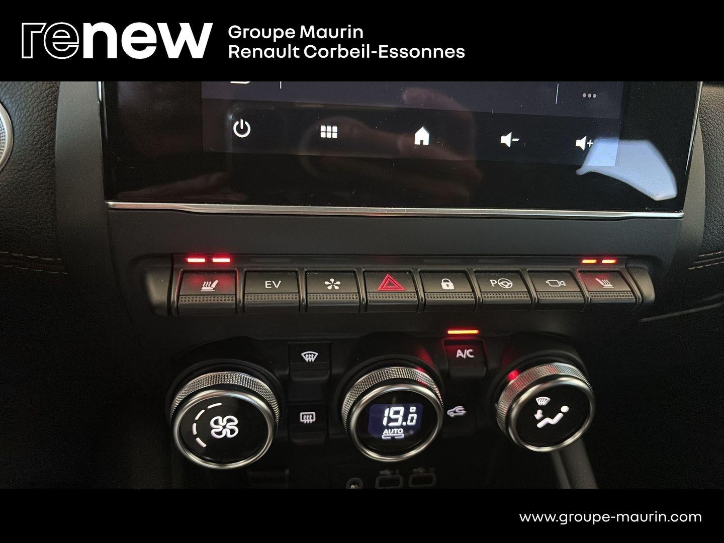RENAULT Captur 1.6 E-Tech hybride 145ch Iconic - Photo 28
