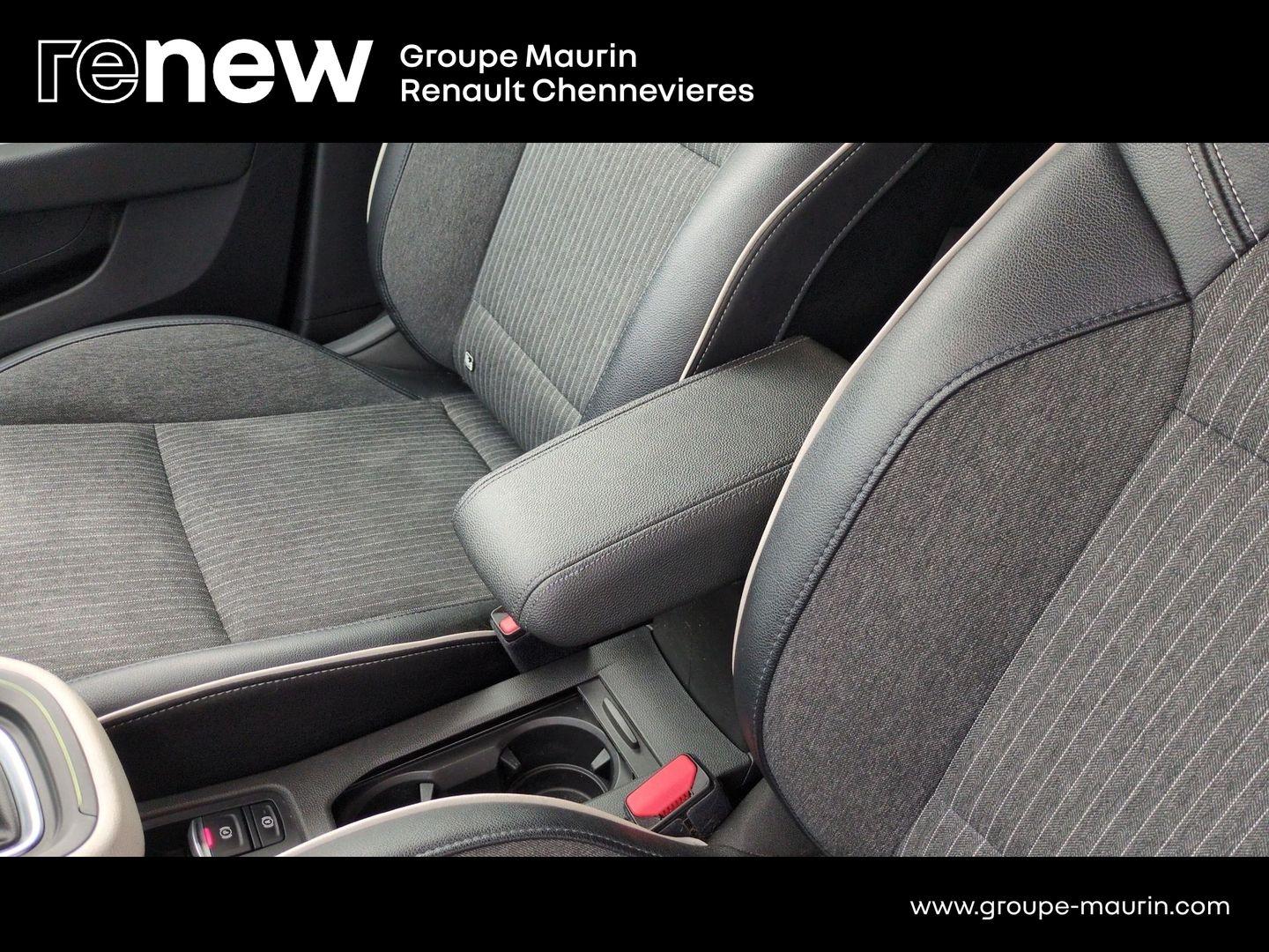RENAULT Clio 1.0 TCe 90ch Techno - Photo 23