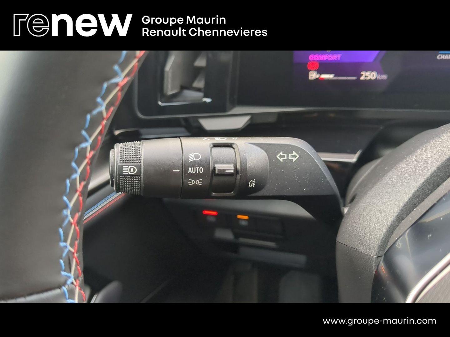 RENAULT Rafale 1.2 E-Tech full hybrid 200ch esprit Alpine - Photo 19
